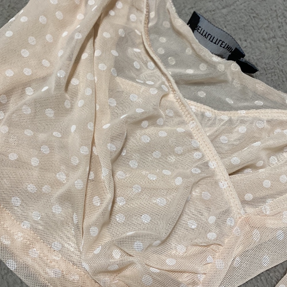 Mesh top - Picture 2 of 3